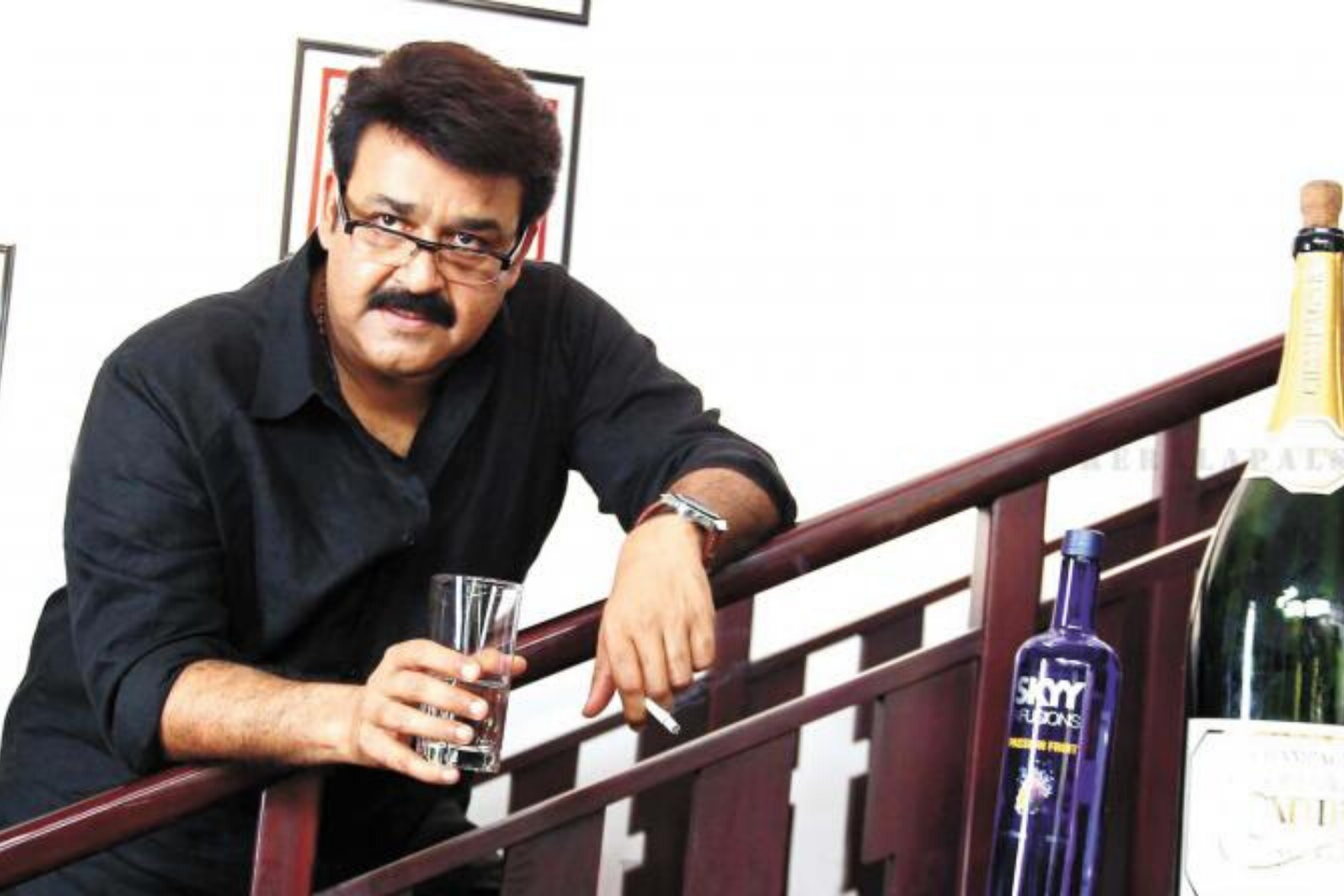 Kerala’s Bond With Alcohol –  A Bond That Even Corona Can’t Break