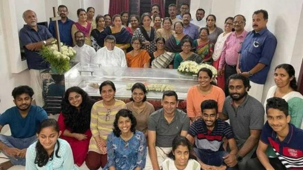 The Family Funeral Photo That Shocked Malayalis